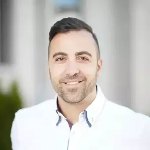 Ryan Serravalle, Niagara Falls, Real Estate Agent